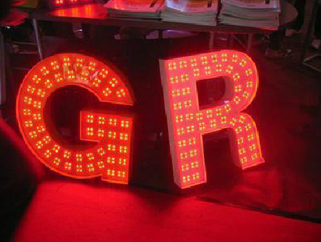 安仁LED发光字常见的安装误区。